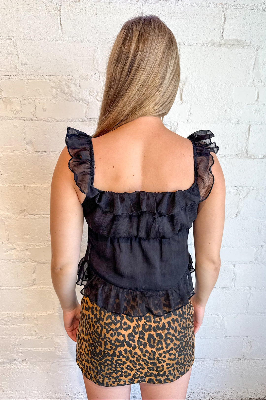 No frills Top, Tops, Flowy Tops, Adeline Boutique, Dallas Boutique, Women's Clothing Boutique