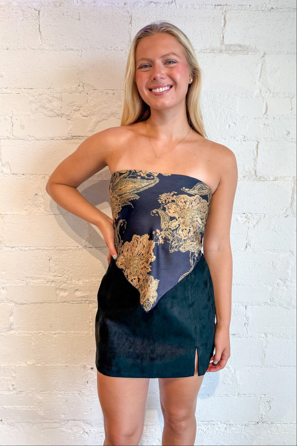 Paisley Satin Bandana Top, Tube Top, Bandana Top, Mini Skirt, Skirt, Suede Skirt, Fall Styles, Adeline Boutique, Dallas Boutique, Rodeo Outfit, Country Concert Outfit, Game Day Outfit