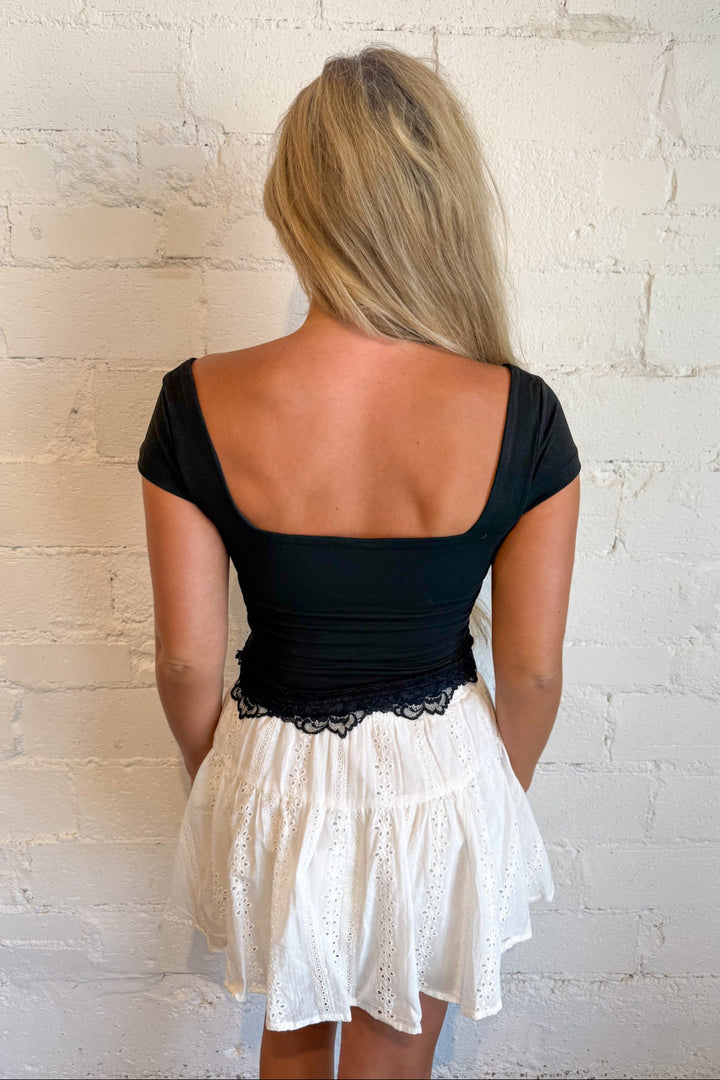 Taylor Slim Fit Top, Basic Top, Tops, Back to School Tops, Adeline Boutique, Dallas Boutique, Rush Ready Skirts, Country Concert Outfit, Rodeo Outfit