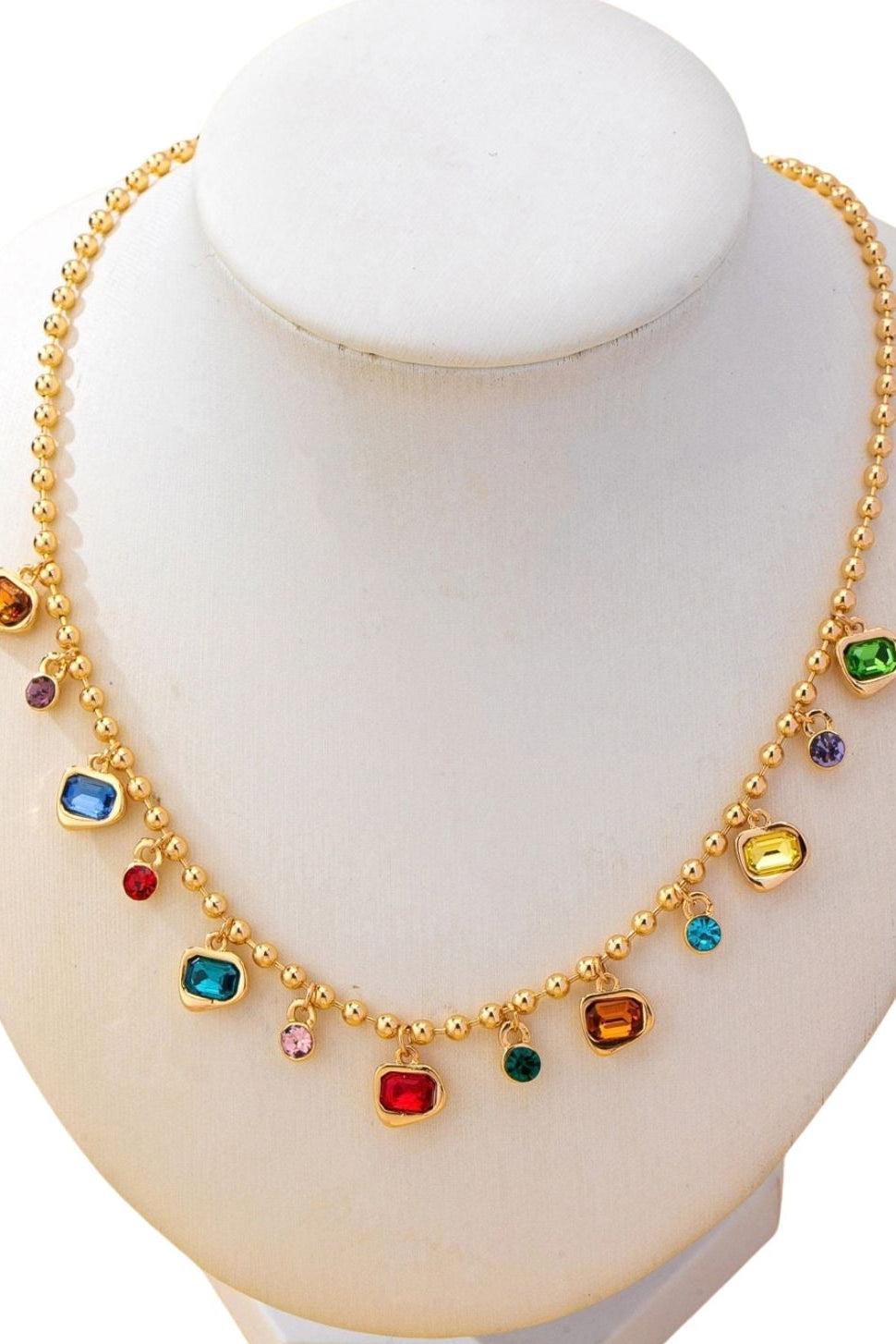 gem necklace 