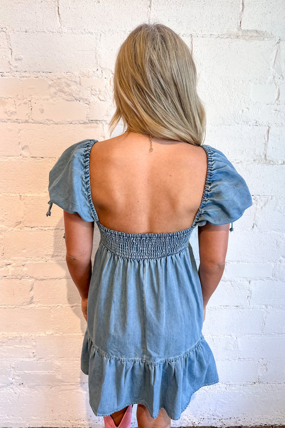 Denim Sweetheart Dress, Denim, Adeline Boutique, Rodeo Outfit, Country Concert Outfit, Dallas Boutique, Boutique Dresses