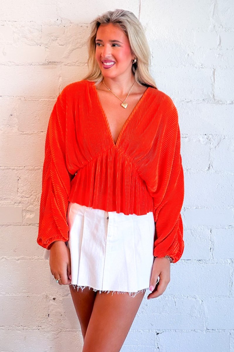 Going Texan Long Sleeve Pleat Top