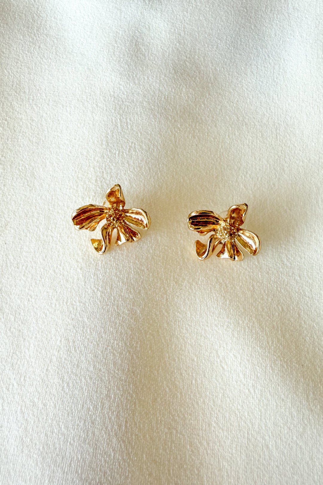 Gold Flower Earrings, Flower Earrings, Earrings, Jewelry, Boutique Jewelry, Adeline Boutique, Dallas Boutique