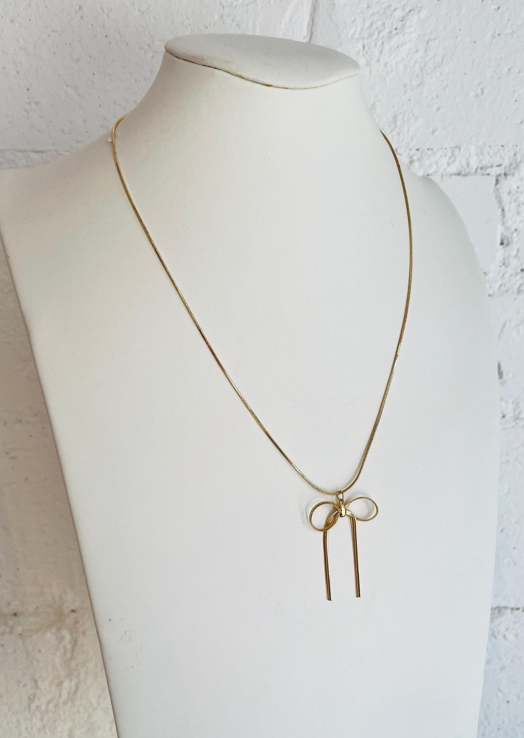 Magic Bow Necklace, Jewelry, Adeline, Adeline, dallas boutique, dallas texas, texas boutique, women's boutique dallas, adeline boutique, dallas boutique, trendy boutique, affordable boutique