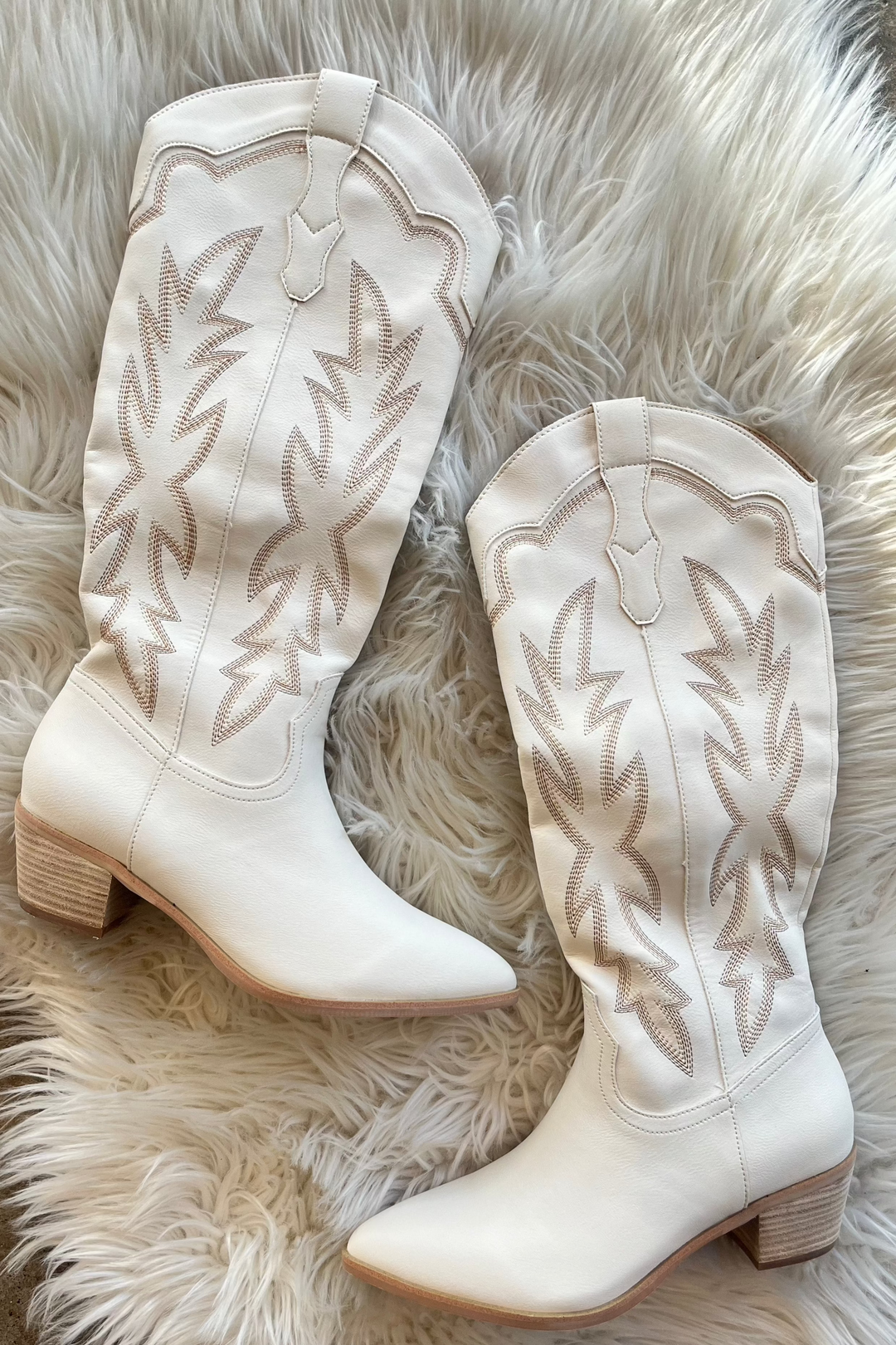 Samantha Boots, Shoes, Miracle Miles, Adeline, dallas boutique, dallas texas, texas boutique, women's boutique dallas, adeline boutique, dallas boutique, trendy boutique, affordable boutique