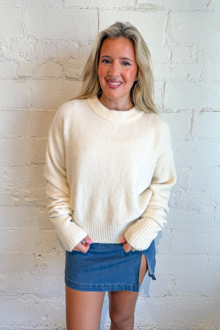 Jaded Sweater, Basic Tops, Sweaters, Knit Sweater, Fall Styles, Adeline Boutique, Dallas Boutique, Fall and Winter Sweaters