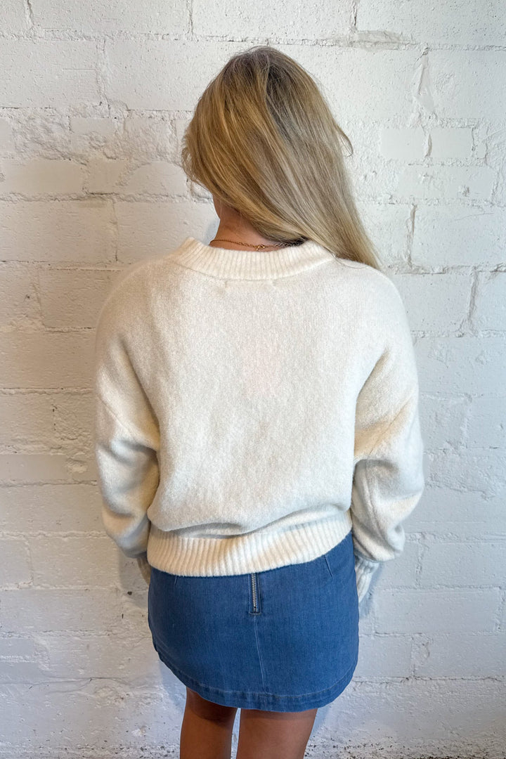 Jaded Sweater, Basic Tops, Sweaters, Knit Sweater, Fall Styles, Adeline Boutique, Dallas Boutique, Fall and Winter Sweaters