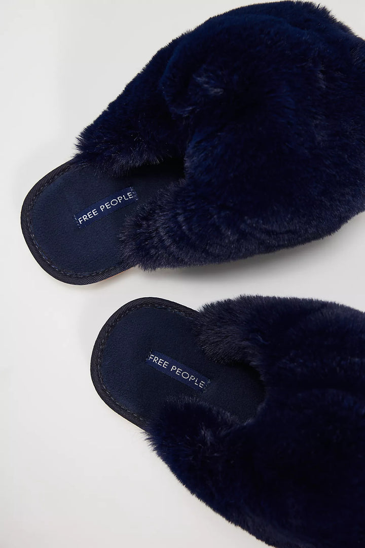 Snoball Slipper, Slippers, Shoes, Adeline Boutique, Dallas Boutique, Boutique Shoes