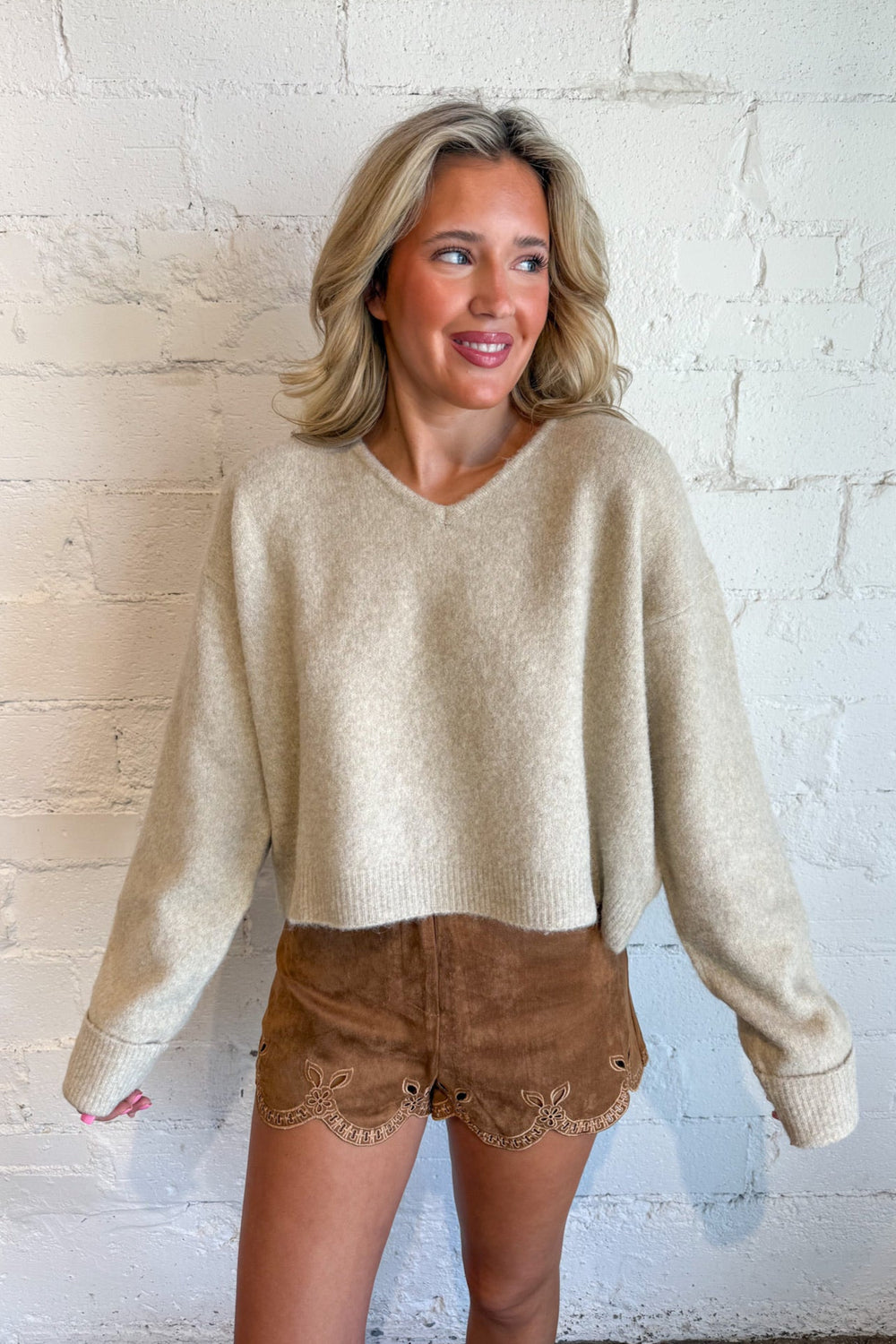 Everyday V-Neck Sweater, Vneck Sweater, Sweater, Oversized Sweater, Adeline Boutique, Fall and Winter Styles, Dallas Boutique