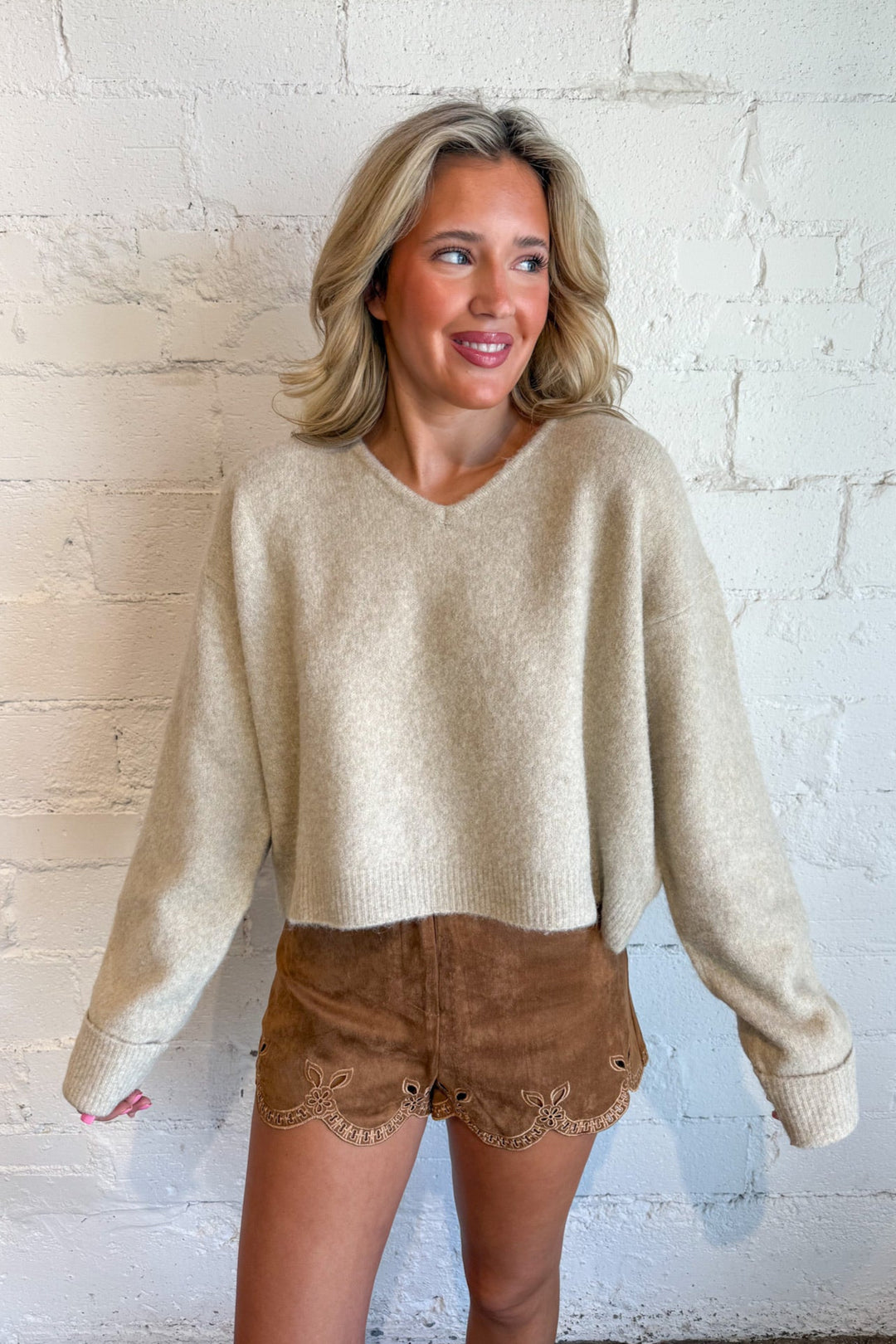 Everyday V-Neck Sweater, Vneck Sweater, Sweater, Oversized Sweater, Adeline Boutique, Fall and Winter Styles, Dallas Boutique