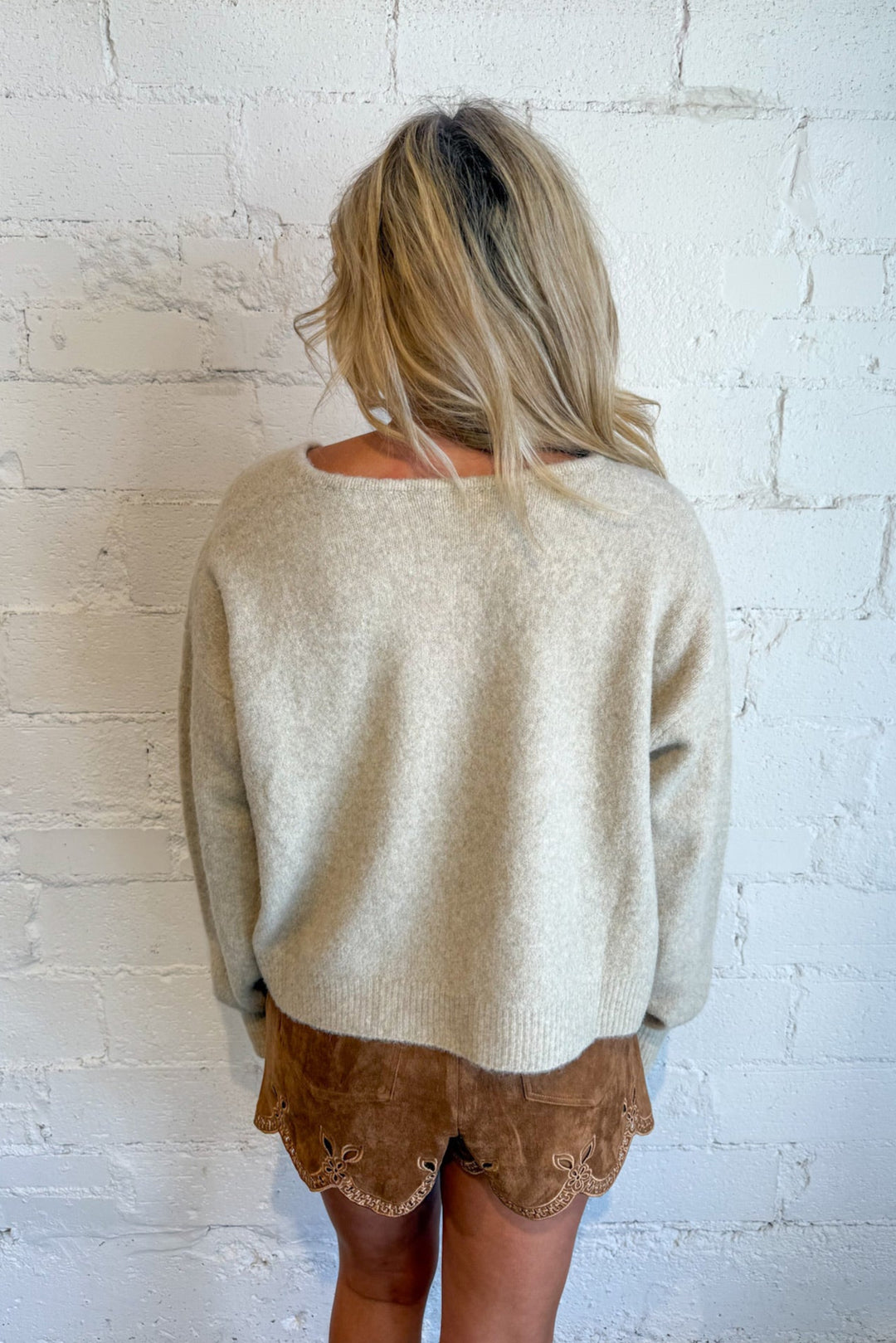 Everyday V-Neck Sweater, Vneck Sweater, Sweater, Oversized Sweater, Adeline Boutique, Fall and Winter Styles, Dallas Boutique