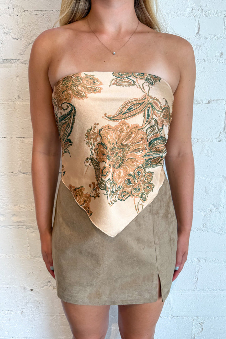Trail Dust Mini Skort, Mini Skirt, Skirt, Suede Skirt, Fall Styles, Adeline Boutique, Dallas Boutique, Rodeo Outfit, Country Concert Outfit, Game Day Outfit