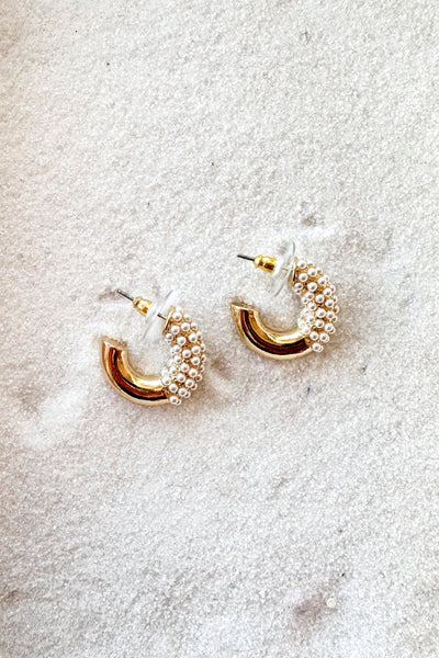 Adeline Clover Pearl Studs-15mm main image 1