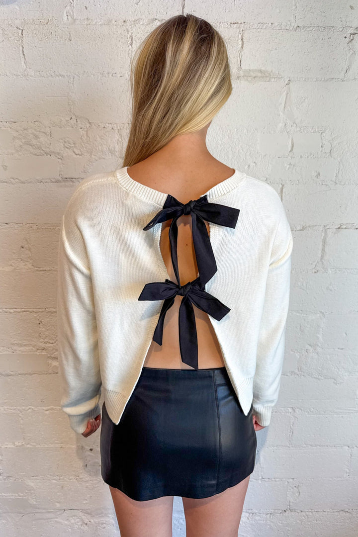 Ying & Yang Tie Back Sweater, White Sweater, Sweater, Fall Outfits, Adeline Boutique, Long Sleeve Top, Knit Sweater, Adeline Boutique, Dallas Boutique