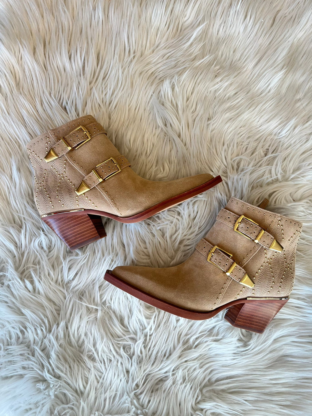 Dolce vita daliss sales block heel booties